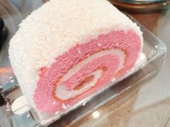 椰椰白桃卷-Tims天好咖啡(河西万象城店)
