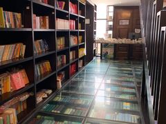 -钟书阁(松江泰晤士小镇店)