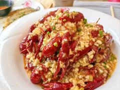 -肥肥虾庄·金牌油焖大虾(东湖欢乐谷店)