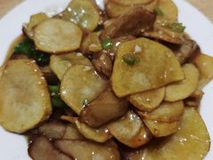 地三鲜-东北特色菜馆(珞喻东路店)