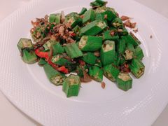 甜梅菜肉沫炒秋葵-太兴餐厅(东方广场分店)