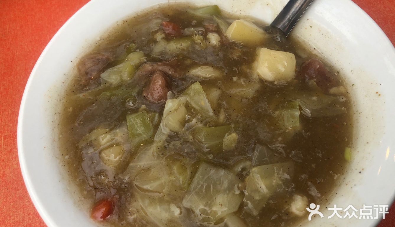 好吃的小店都在里面，庙后街，大皮院和洒金桥