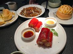 -蝴蝶里·粤菜·点心(滨江龙湖店)
