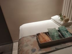-露德瑪麗科技美肤·美迪迈·华熙生物