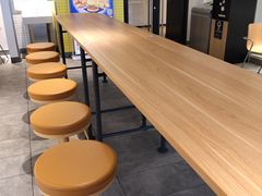 用餐区-麦当劳(普陀香溢花城店)
