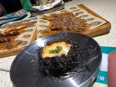 -蚝堡·生蚝海鲜烧烤物种起源•海肠捞饭(刘公岛店)