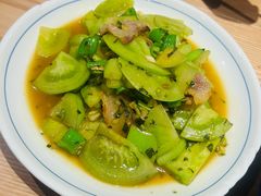 青番茄炒腊肉-陈先进鱼馆·地道农家菜(萧山奥体店)