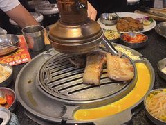 -GOGIYA·咕叽吖韩国传统烤肉店(东方新天地店)