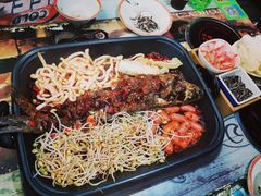 -川渝窈妹纸包鱼·齐齐哈尔烤肉