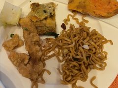 -亚龙湾希尔顿自助餐厅·海鲜·烧烤·沙滩BBQ·现场乐队