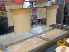 -靠山屯东北农家菜(八龙桥雅苑店)