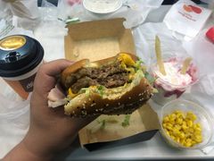 -麦当劳(安立路店)