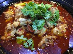 -虾弄弄海派小龙虾·牛羊蝎子火锅