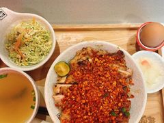 -熊吞·大碗丼烧肉饭(济宁万达广场店)