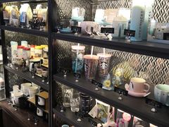 面包甜点陈列柜-星巴克(来福士办公楼店)