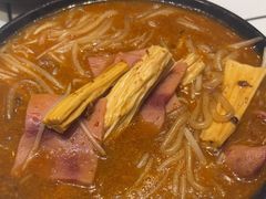 -肥汁米蘭香港米线(长宁来福士店)