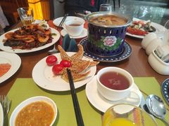 -岷山饭店-芝芝自助餐厅