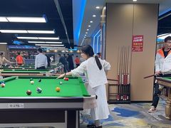 -出杆桌球俱乐部