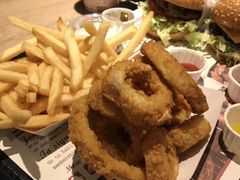 -The Habit Burger Grill 哈比特汉堡(复兴soho店)