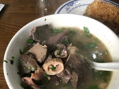 羊杂汤-老爆肚满五香烧牛羊肉