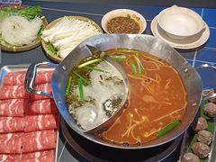 -由衷贵州酸汤牛肉火锅(新桥店)