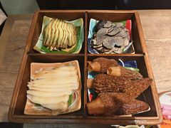 -蘑界·野生菌火锅(深业上城店)