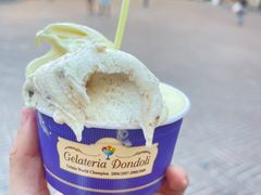 -Gelateria Dondoli