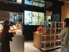 -麦当劳(中山公园龙之梦店)