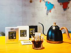 -ZING COFFEE 镜咖啡