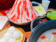 -赵美丽·重庆社区火锅·直营店(火车东站·中豪国际店)