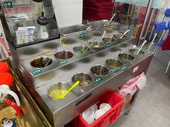 自助调料区-花苑美食横琴生蚝火锅(拱北粤华路店)