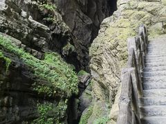 -龙水峡地缝景区