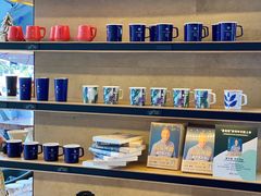 -星巴克臻选(杭州嘉里中心1F店)