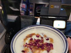 -云阿蛮云南生烫牛肉米线(奉贤路店)