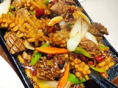 -老码头黑皮肘子锅包肉(赣水路店)