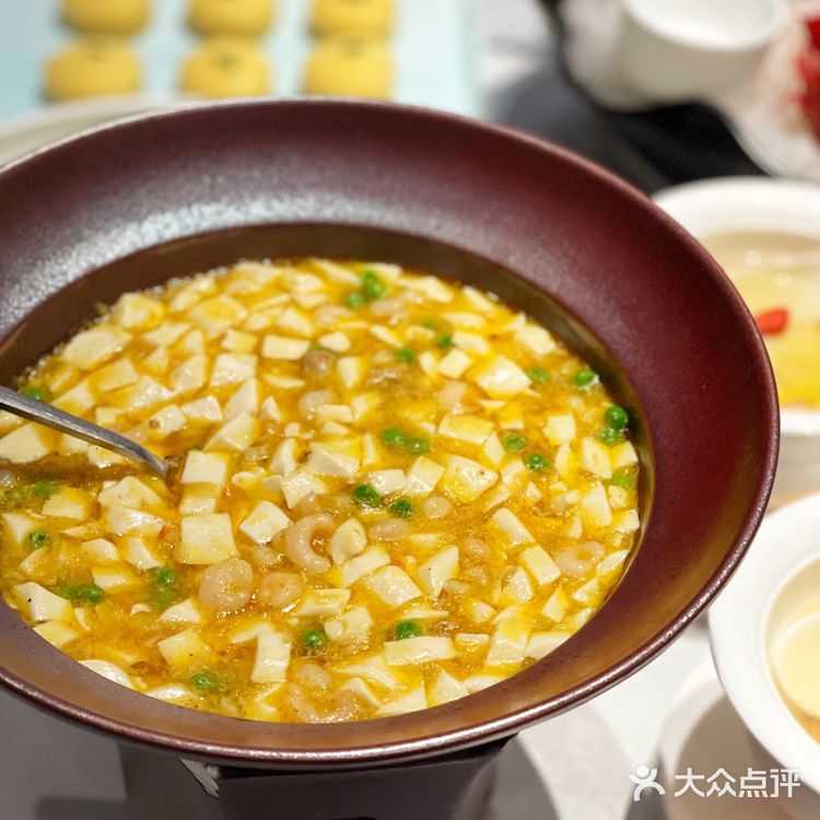 人生建议：吃完这家有评弹的餐厅再离开苏州…