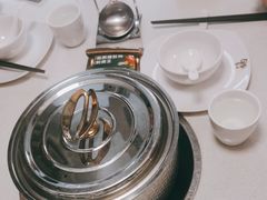 -煲王粤菜餐厅(中侨中心店)