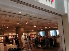 -H&M(鹏欣水游城店)