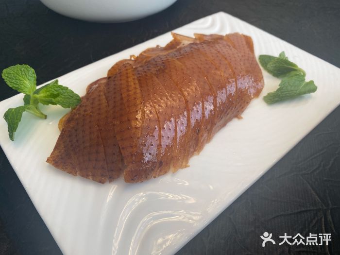 大董(东方金融店)大董酥不腻烤鸭图片