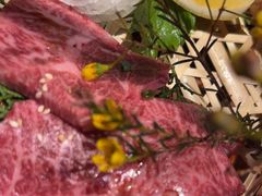 -山川小町·极番烧肉(新地假日广场店)