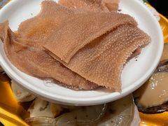 -牛YO寿喜烧·铁板烧和牛火锅自助(市府恒隆店)