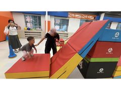 -悦动体能篮球羽毛球网球(三里河店)