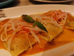 -港丽餐厅(高德置地店)