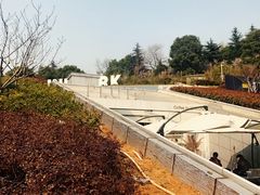 -UNI UNI(环亚凯瑟琳店)