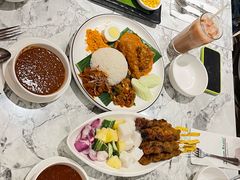 -关夫人餐厅(阳光广场店)