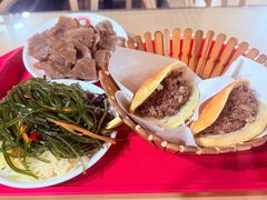 -闫家驴肉老店(华电一校店)