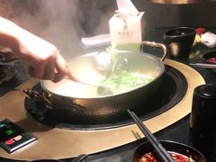 -凤园椰珍·臻品椰子鸡(保利时光里店)