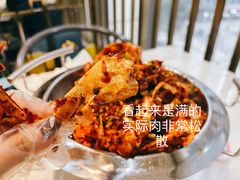 -凤凰路何眼镜香辣蟹(花果园店)