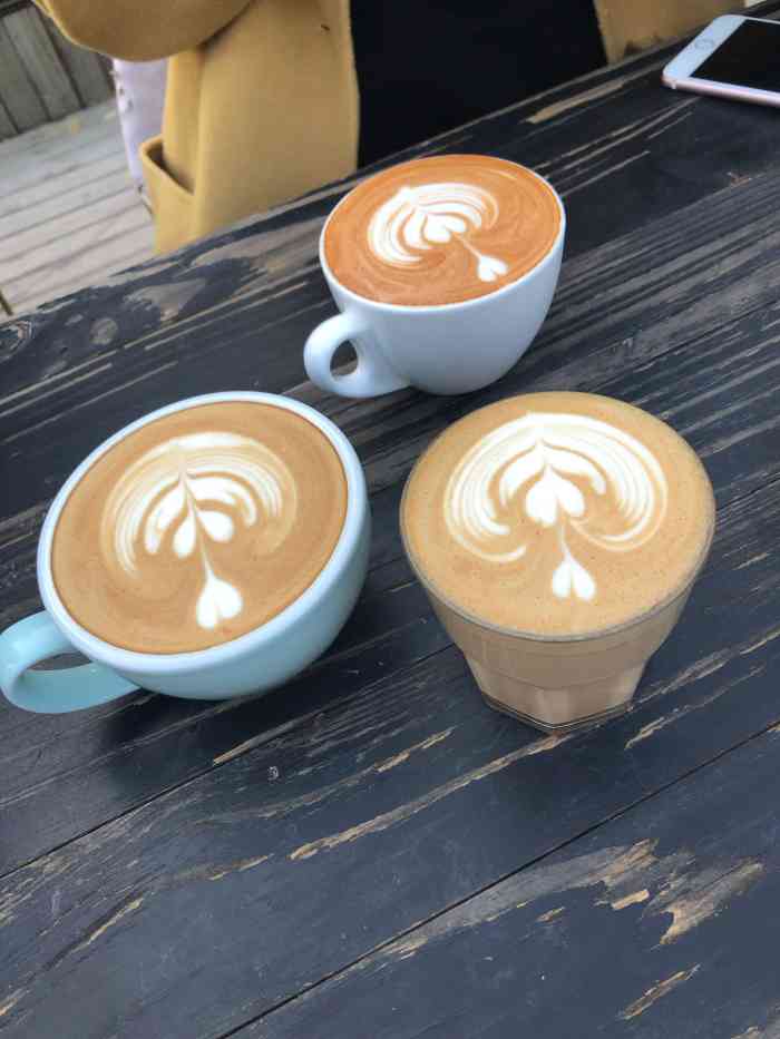 候鸟咖啡(南锣店)-"在菊儿胡同,其实挺好找的,虽然没有很明显.