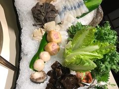 -余欢领鲜火锅(新街口店)